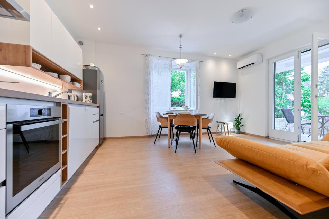 Apartman Maraska Задар Экстерьер фото