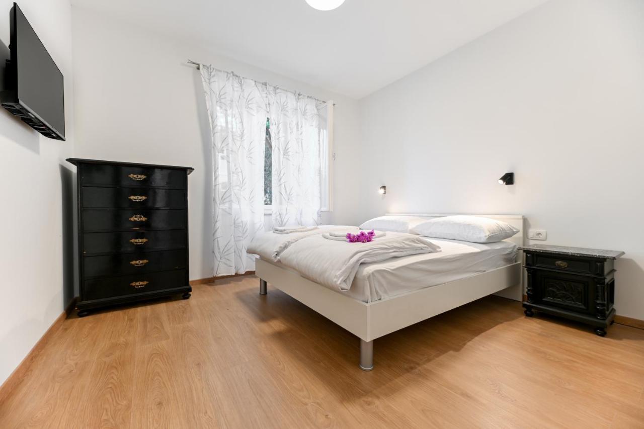 Apartman Maraska Задар Экстерьер фото